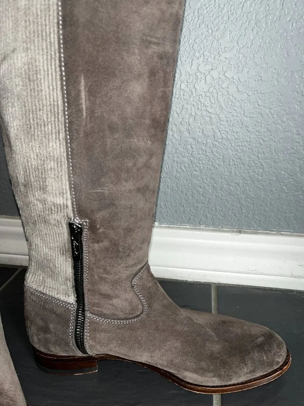 Ariat two 24